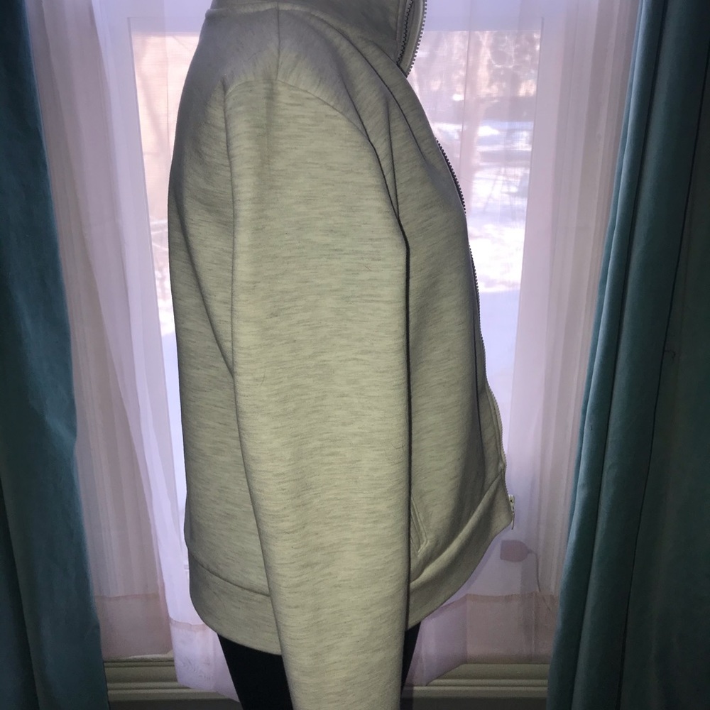 Sweater - Picture 3 of 3
